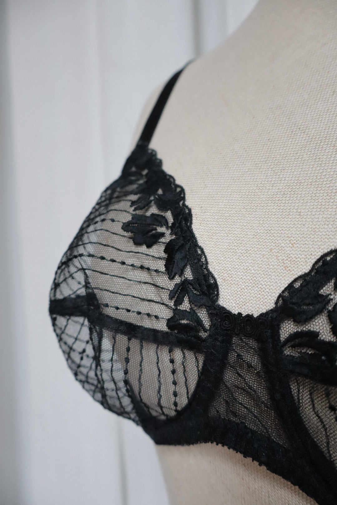 Dior black lace lingerie set bralette & briefs - size L / EU70C-FR85C