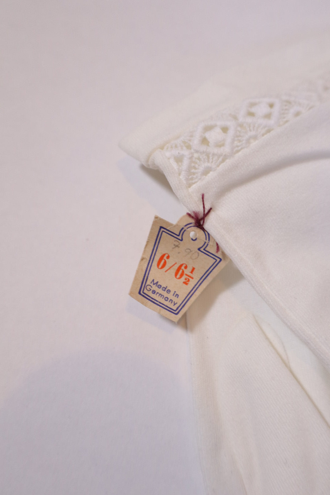 White 1950’s gloves size 6,5