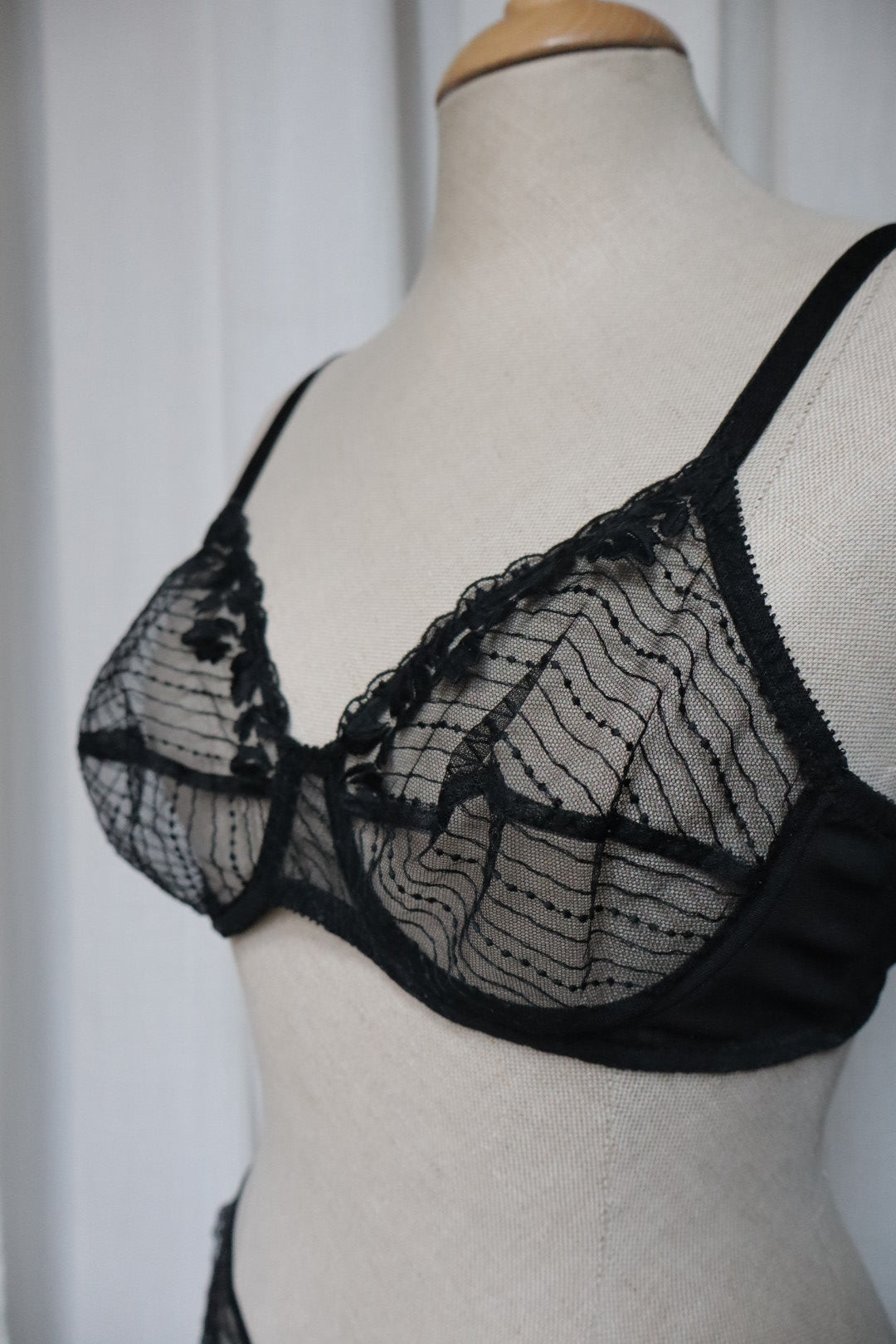 Dior black lace lingerie set bralette & briefs - size L / EU70C-FR85C