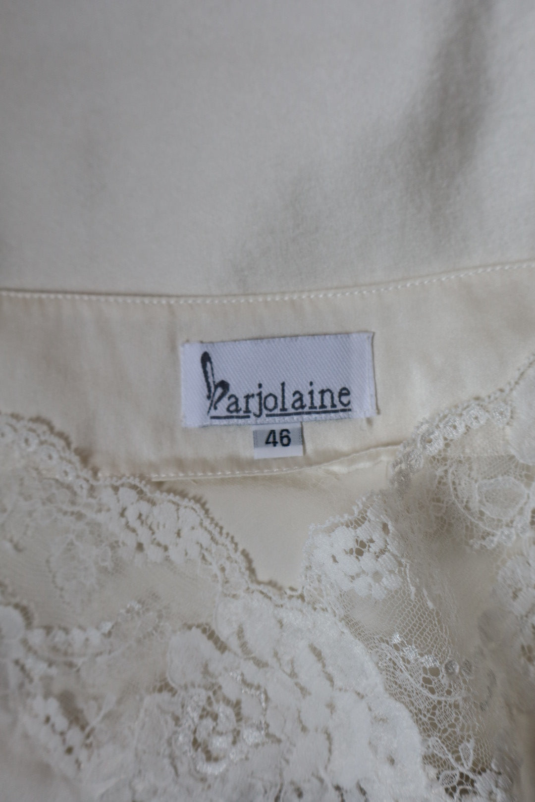 100% silk Marjolaine camitop with lace details size XL