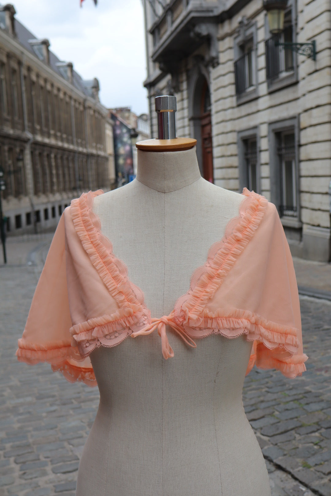 1950’s Italian deadstock lingerie cape - taille unique