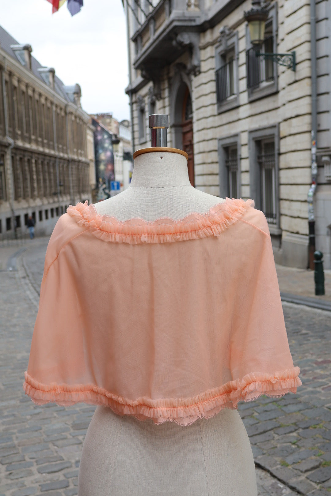 1950’s Italian deadstock lingerie cape - taille unique