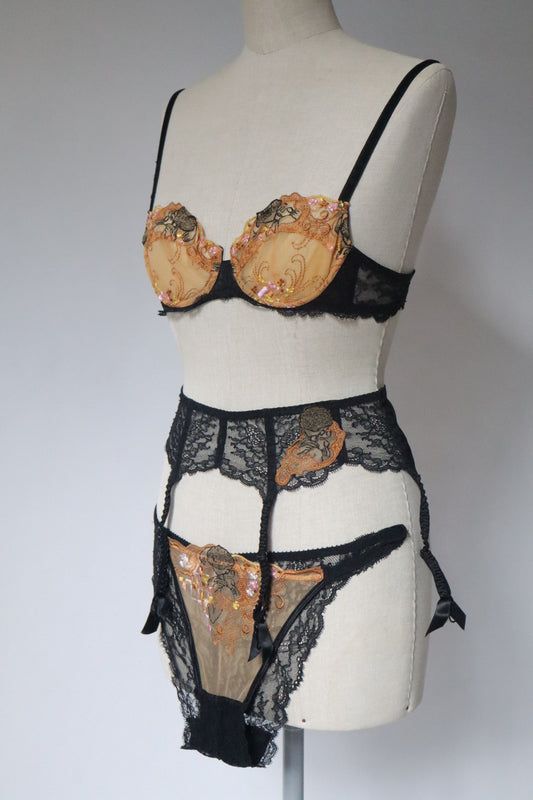 Gustav Klimt ‘The Kiss’ full lingerie set by Lise Charmel size S - eu70b / fr85b/ us32b