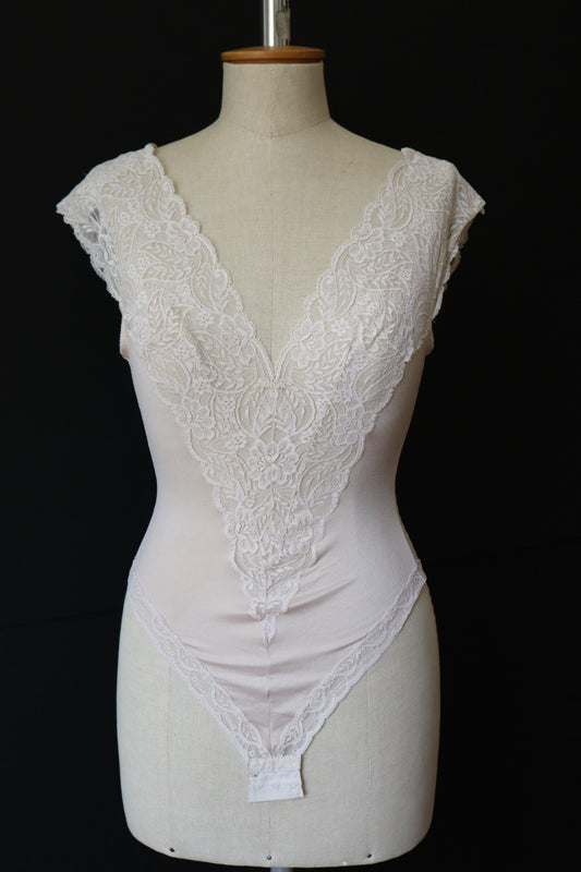 Christian Dior lace body size M crème color