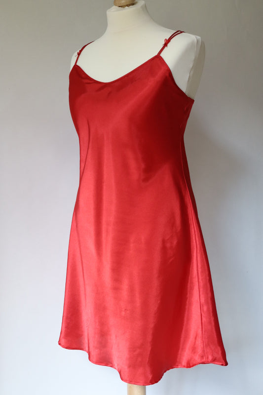 1990’s red satin slipdress size XXXL