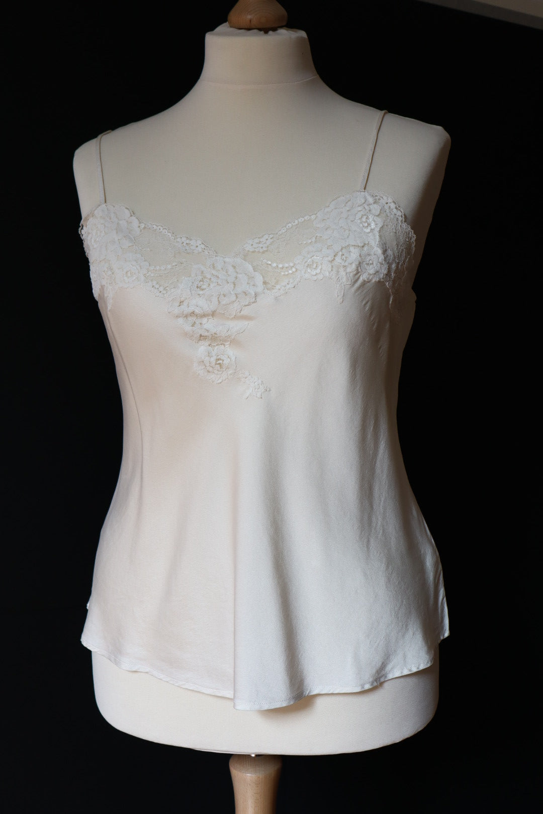100% silk Marjolaine camitop with lace details size XL