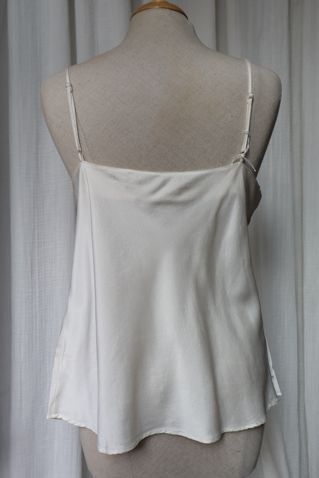 100% silk Marjolaine camitop with lace details size XL