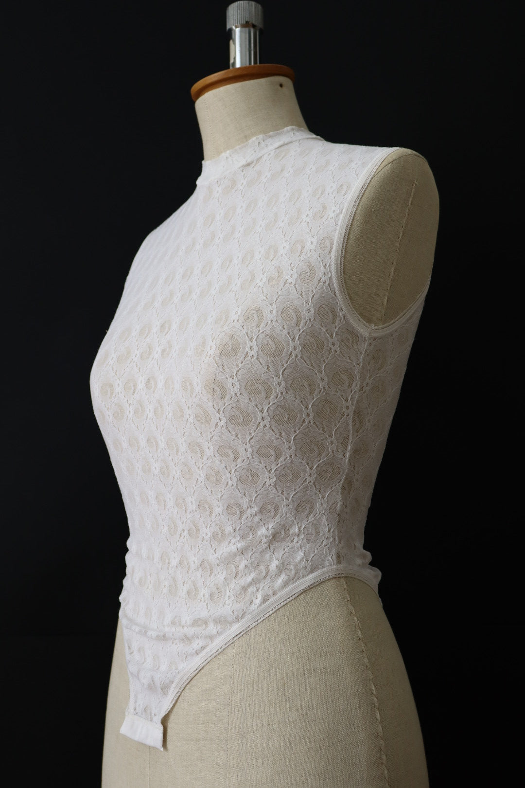 White lace body size small