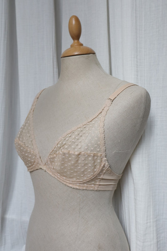 Christian Dior soft pink lace bralette size EU70B/FR85B/US32B