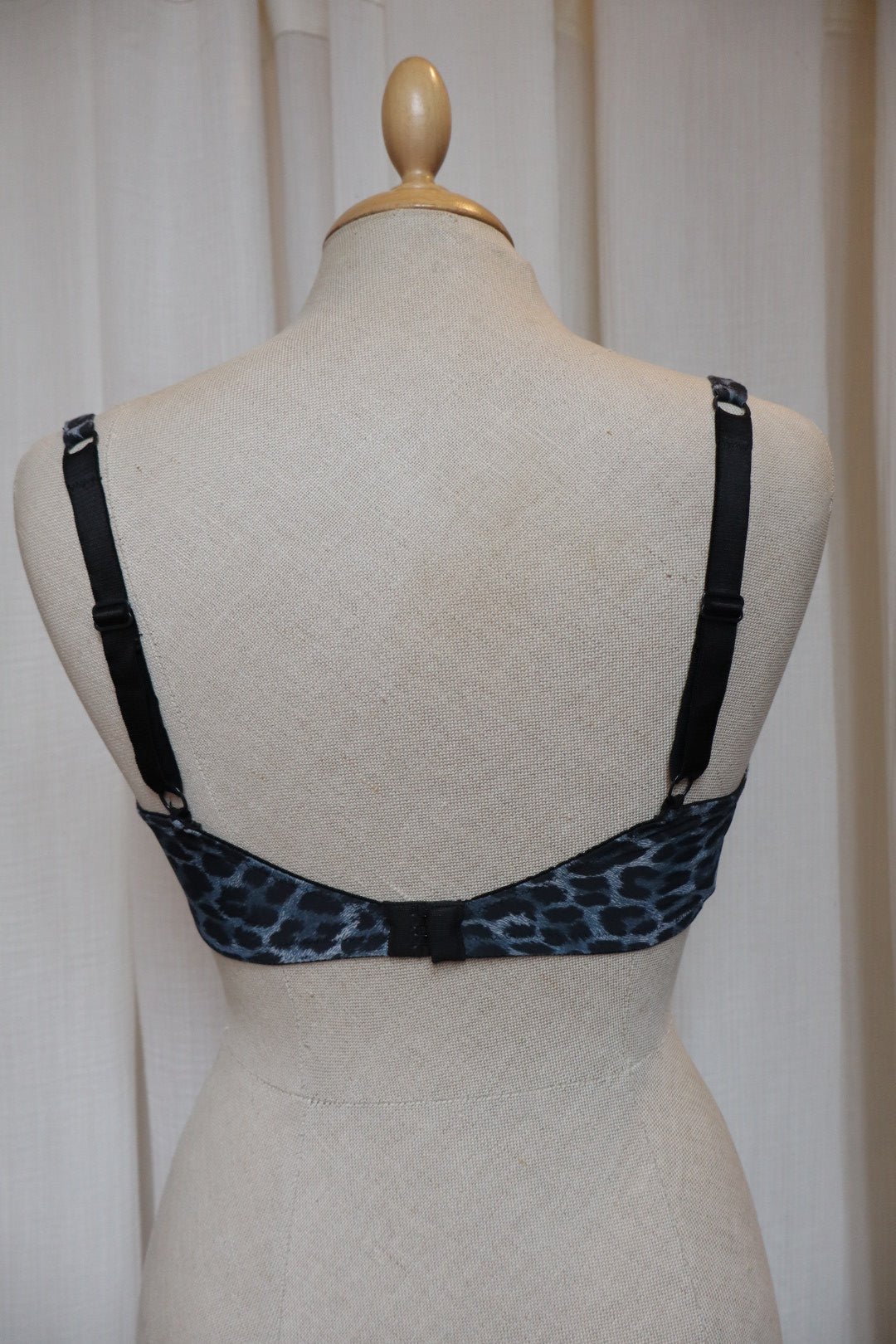 Dior navy&black leopard print bralette size EU80B/FR95B/US36B