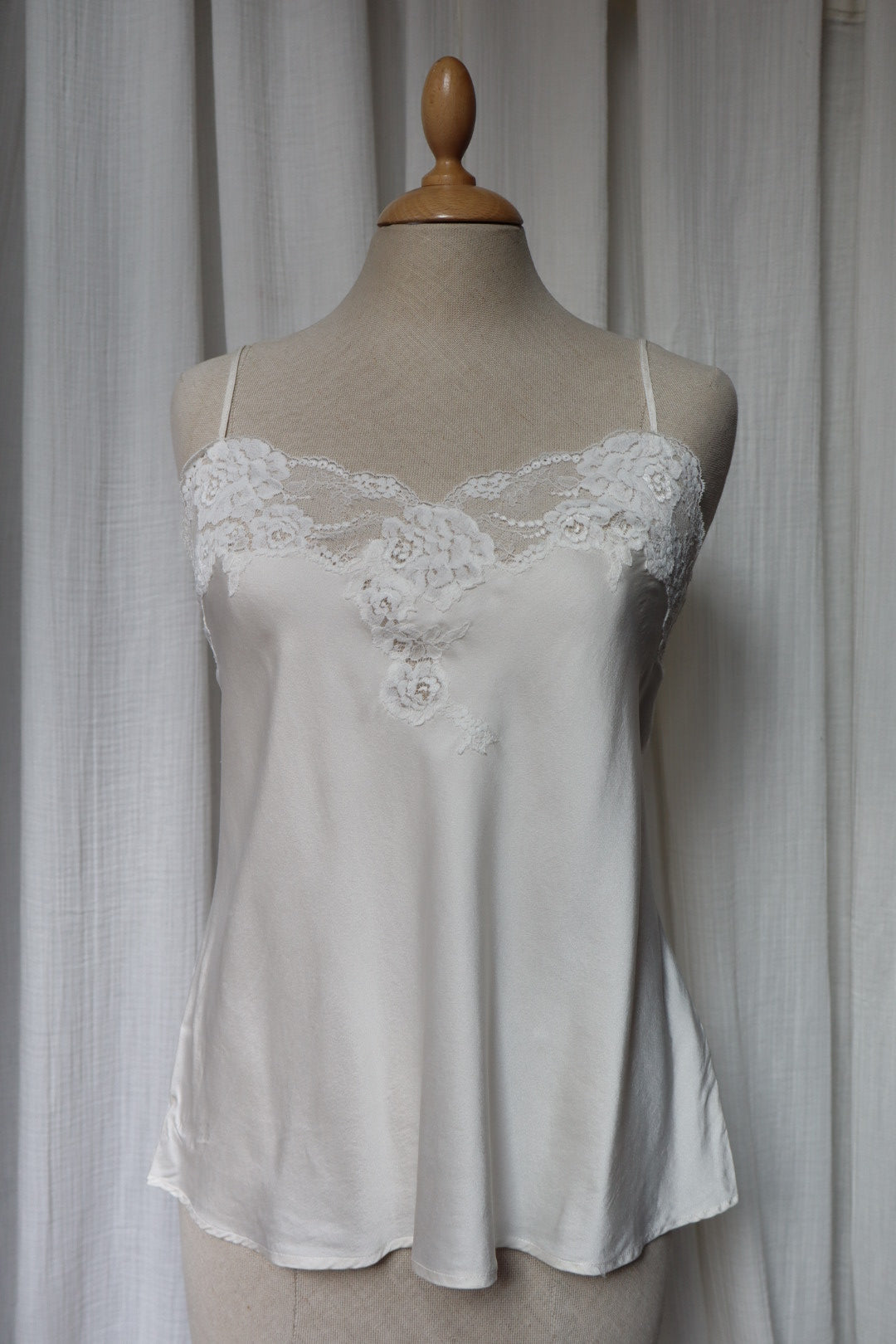 100% silk Marjolaine camitop with lace details size XL