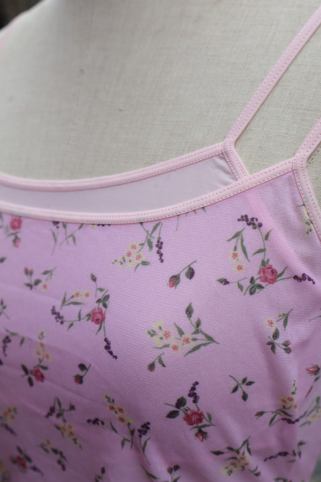 Floral pink cami top size S