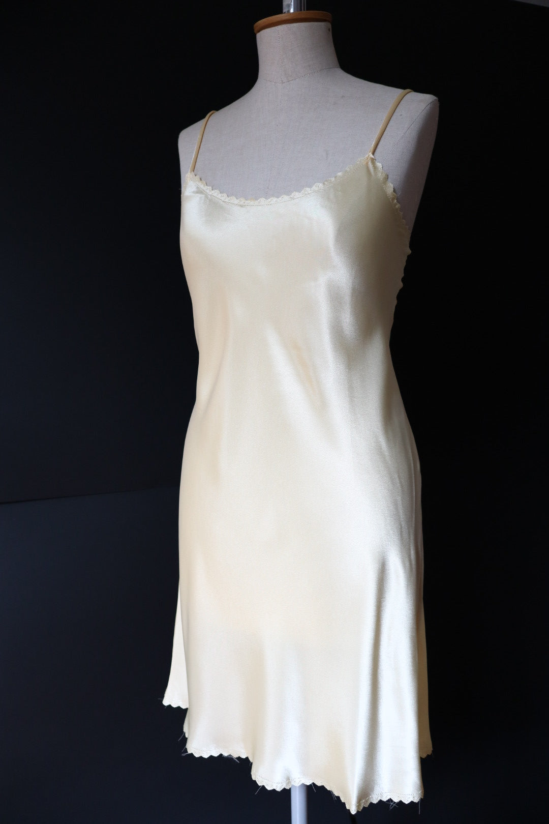 Butteryellow 1980’s slipdress size S/M