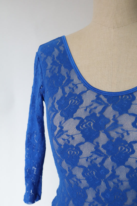 1980’s blue lace body with long sleeves, size S / M