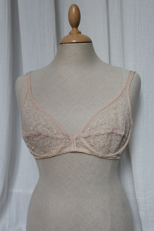 Christian Dior soft pink lace bralette size EU75B/FR90B - M/L