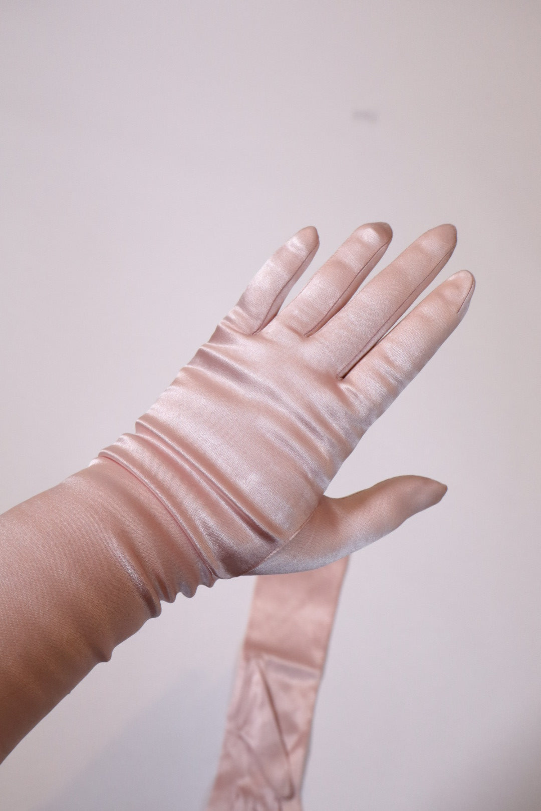Soft pink satin 1950’s gloves, size 5
