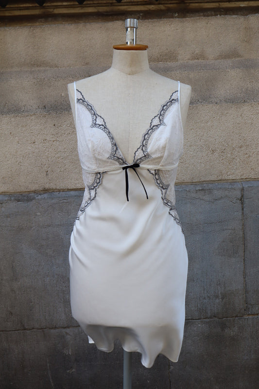 White transparent slipdress with lace details size M