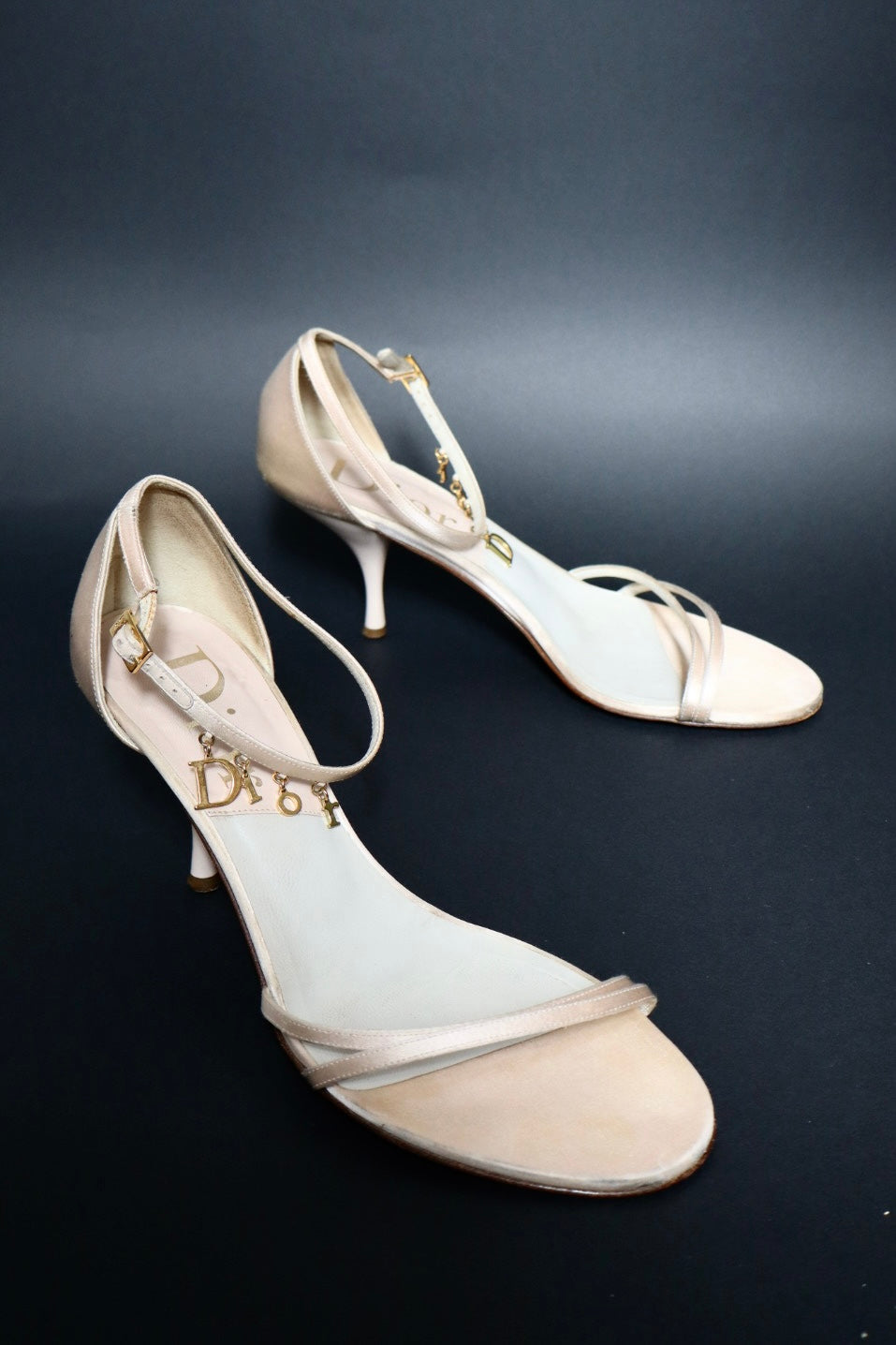 Dior by John Galliano pink Silk heels with gold hardware logo size 38 (us 7.5)