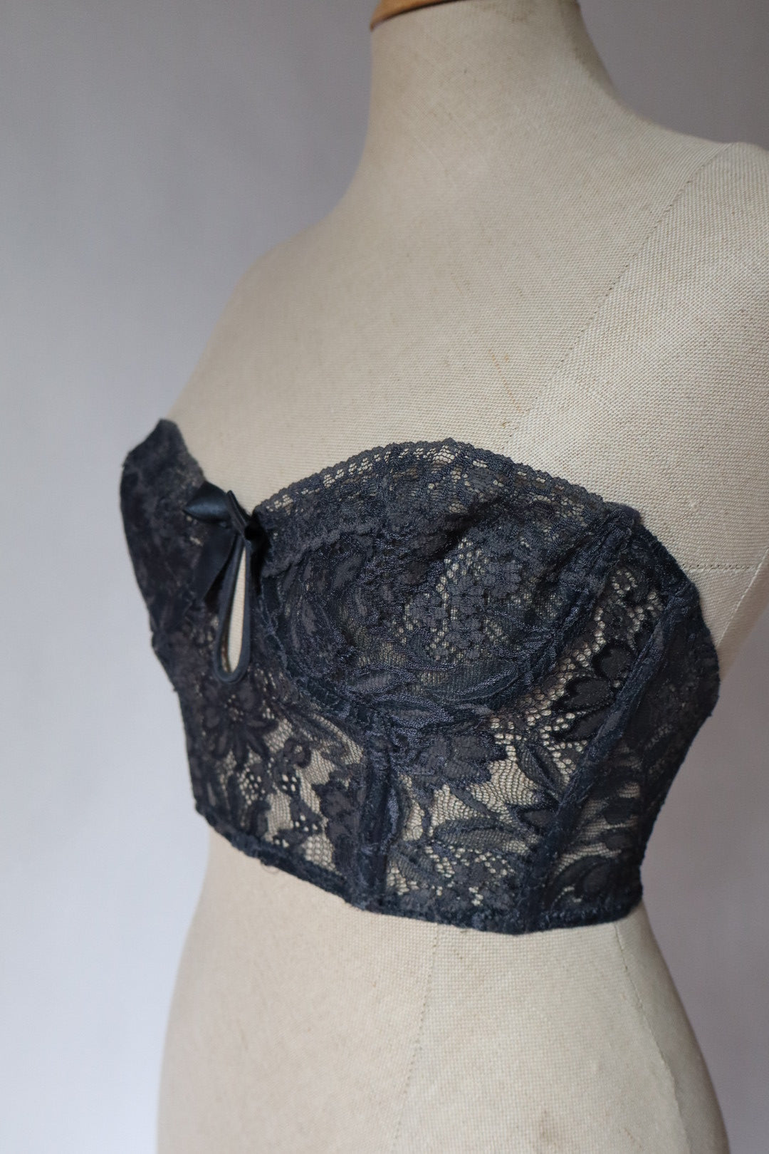 Black Christian Dior bustier size S/M (EU70B - FR85B - US32B)