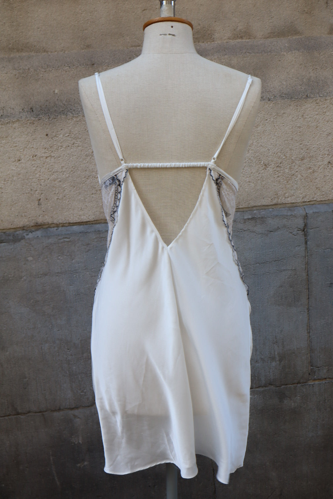 White transparent slipdress with lace details size M