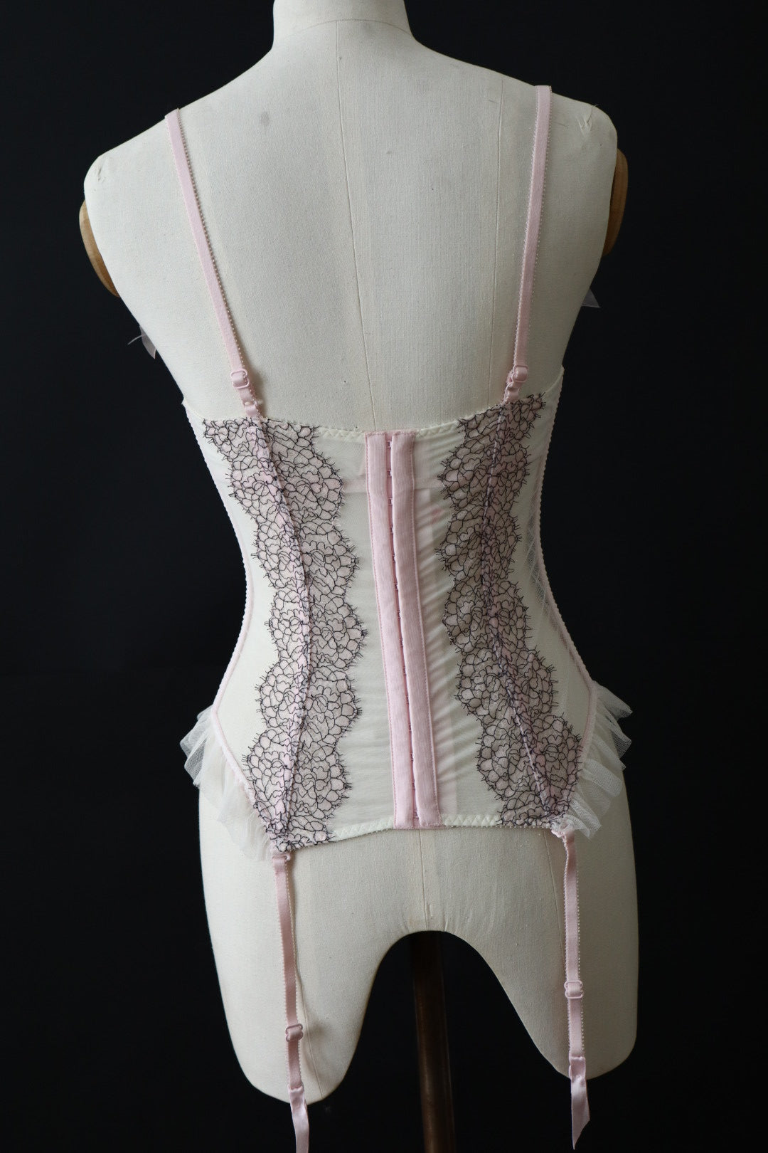 Victoria’s Secret bustier soft pink black lace (eu75B / fr90B / us34B )