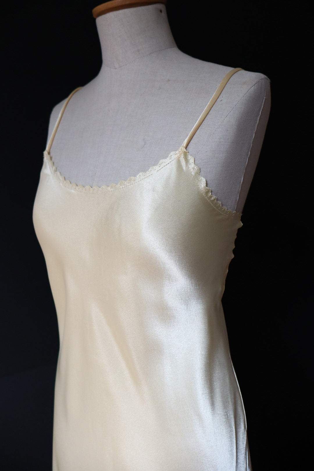 Butteryellow 1980’s slipdress size S/M